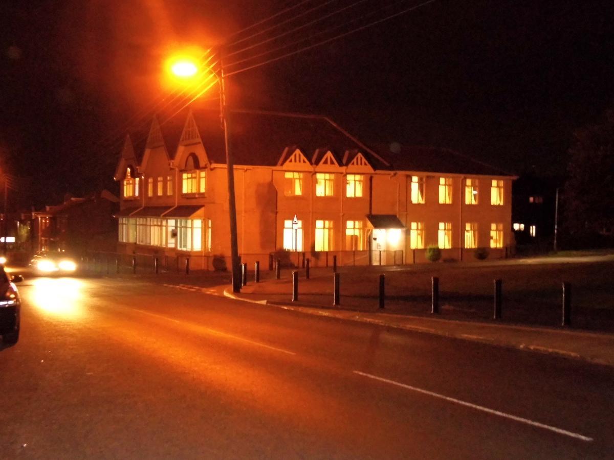 Hayat Express Hotel Peterlee Exterior photo